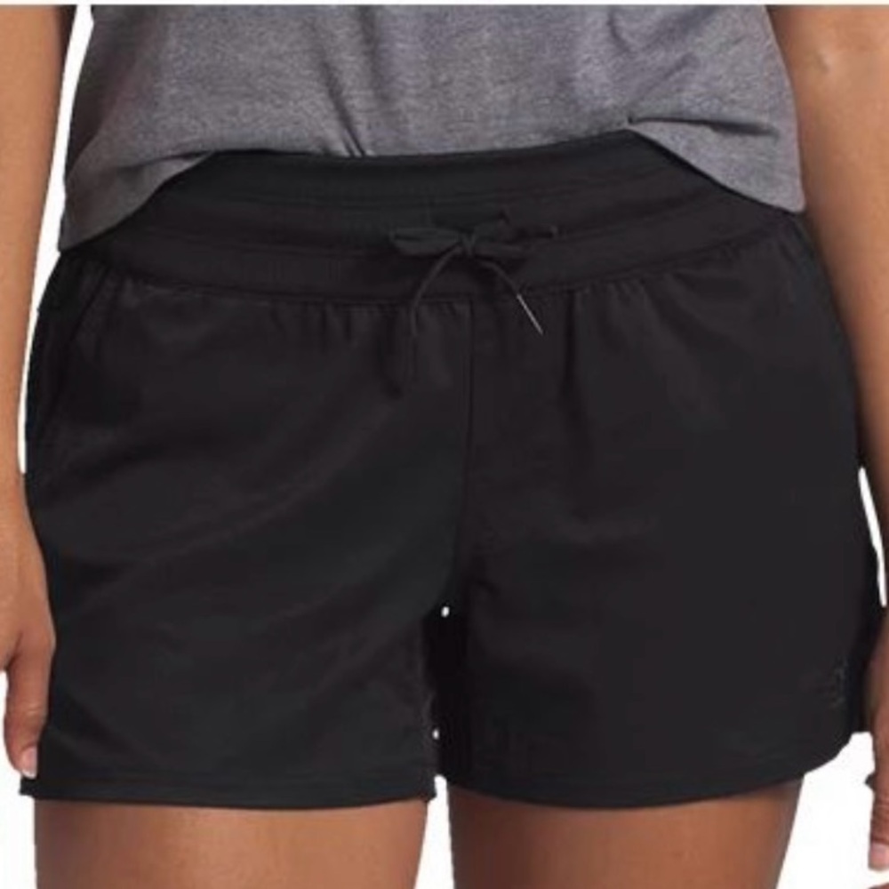 The North Face Aphrodite Motion Shorts Women’s Medium Brand New